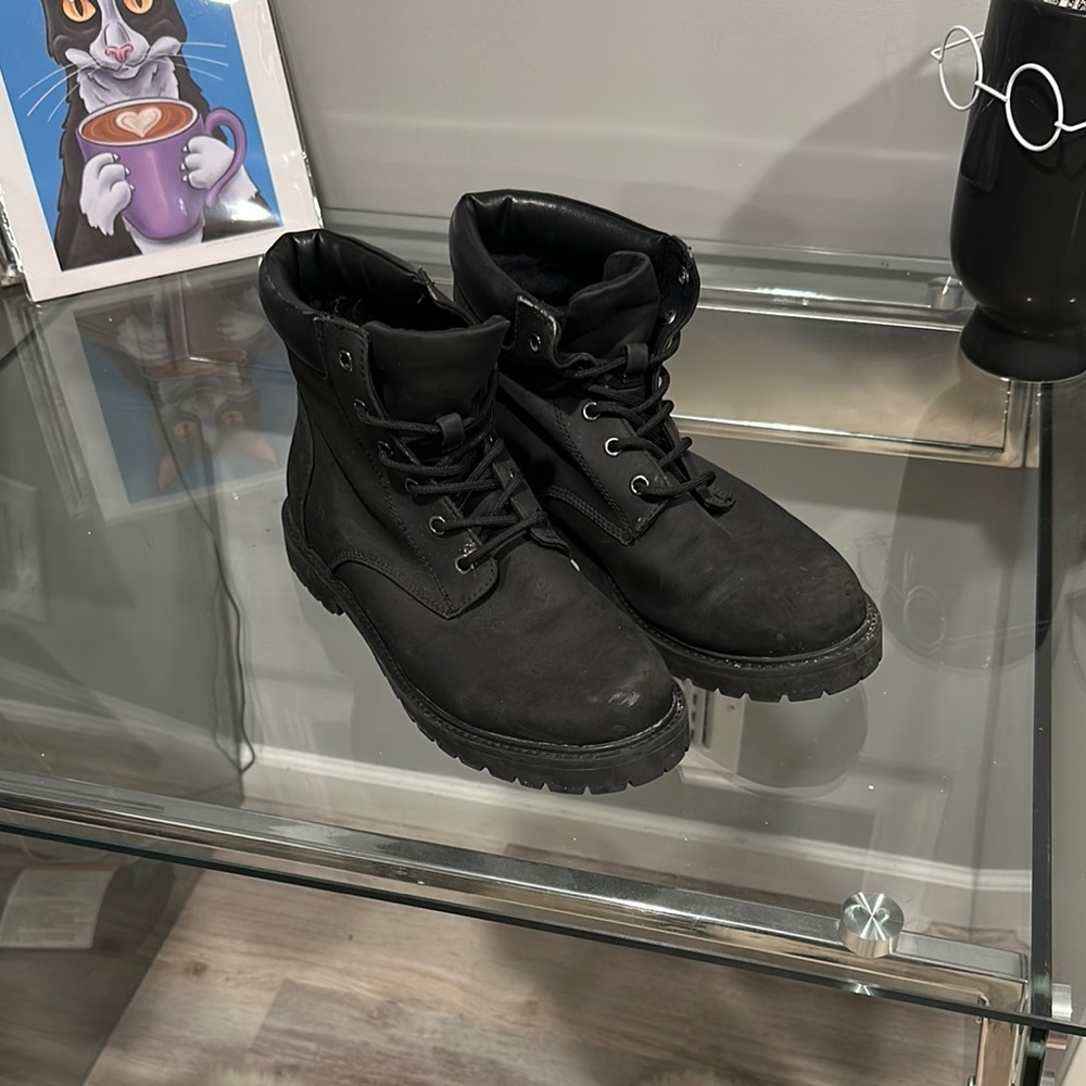 H&M Black Tactical Boots with Rugged Design